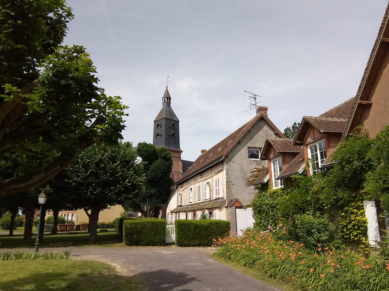Tremblay-les-Villages...